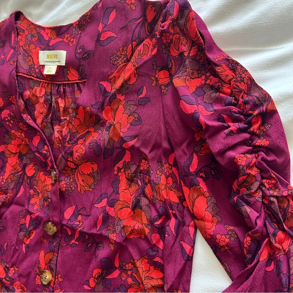 Maeve Floral Blouse with Ruched sleeves - Picture 6 of 8